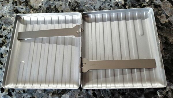 Zigarettendose - Zigarettenetui  Blechdosen & Metallverpackungen vom  Hersteller