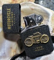 Feuerzeug Benzin Feuerzeuge Lighter History Modell Serie 1909 Biker Motorrad