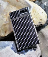 Feuerzeug Gas Feuerzeuge edles Carbon - Silber neue...