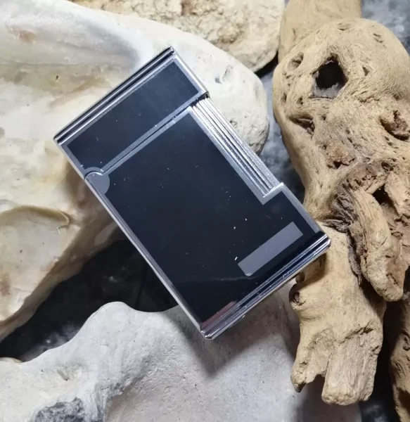 Feuerzeug Gas Feuerzeuge Lighter edles Schwarz Silber Design neue Premium Serie