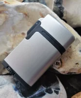 1 x Feuerzeug Gas Sturm Feuerzeuge Jet Lighter neue...